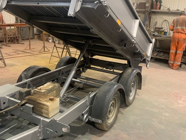 Ifor Williams Tipping Trailer - Main image