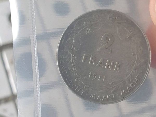 Silver coin - Main image