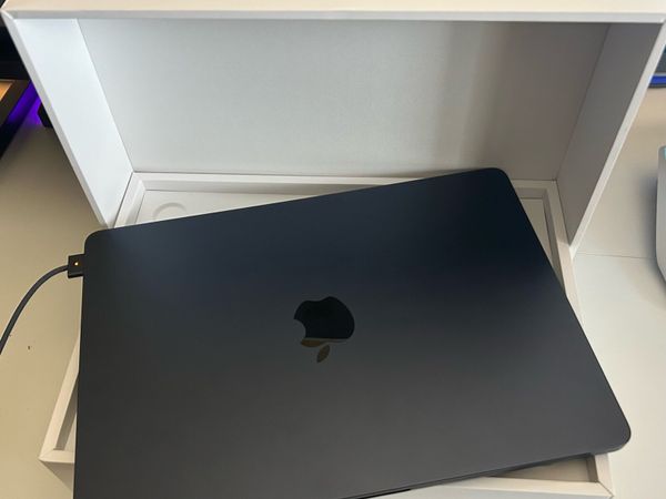 MacBook Air - Main image