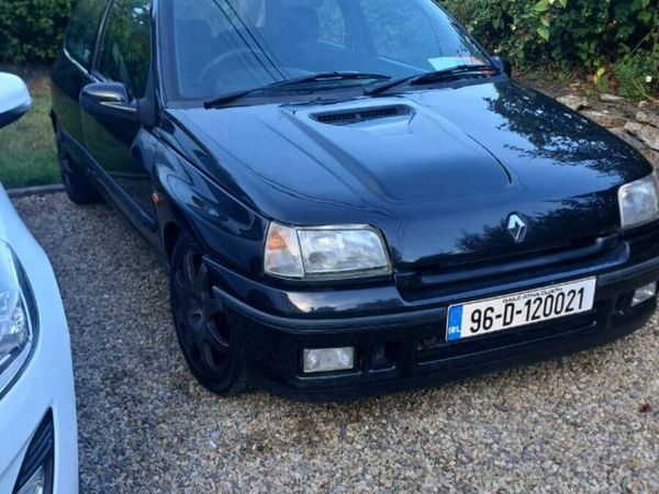 Clio 1.8 16V - Main image