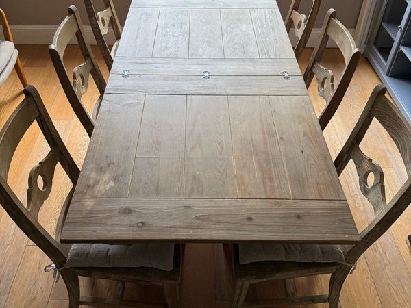 Loaf Extendable Oak Dining Table & 6 Chairs - Main image