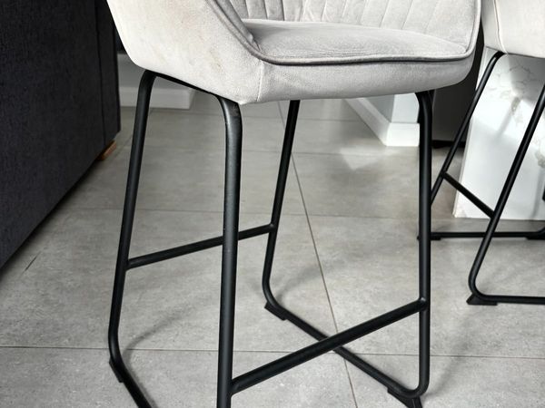 Kitchen counter stools - Main image