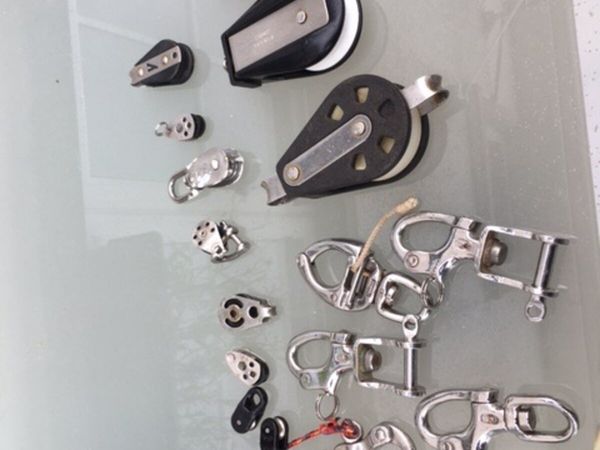 SAILING EQUIPMENT - Main image