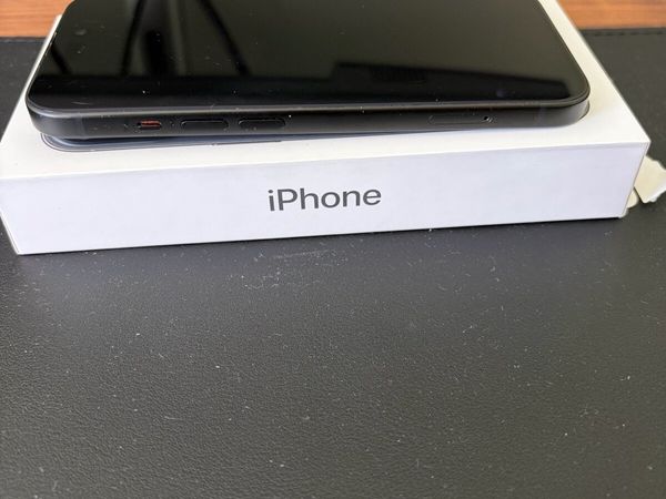 iPhone 15 128GB Black Unlocked - Main image