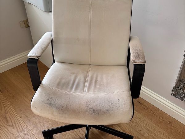 Free - Study / Office Chair - Main image