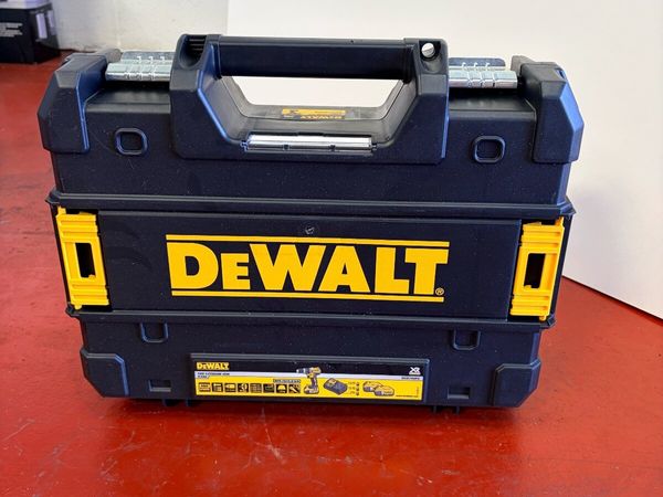 DeWalt TSTAK Heavy-Duty Tool Storage Case – Empty - Main image