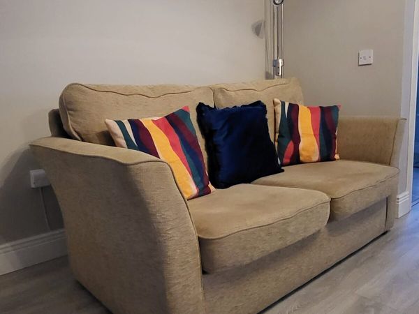 Couch / fold out bed for sale - Main image