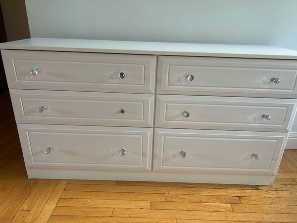two chest of drawers - Main image