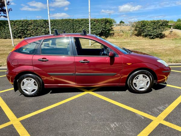 FORD FOCUS 1.4 LX  H/B  2004  NCT :  30-05-2027 - Main image
