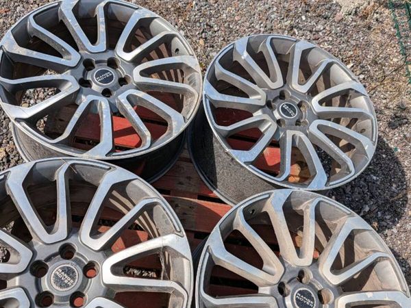 Range Rover 22 inch Alloys - Main image
