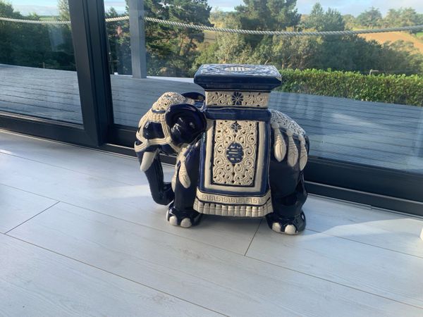 Elephant - Main image