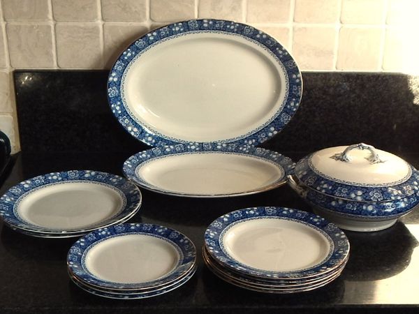 Selection of 13 Pieces of Rutland Tableware - Main image