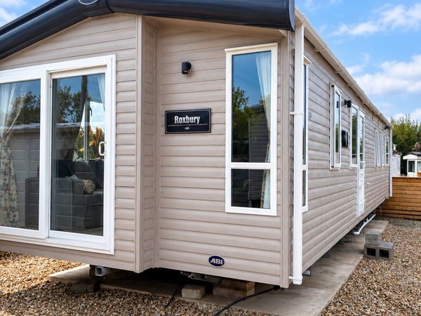 3 Bedroom ABI Roxbury Mobile Home for Sale on site - Main image