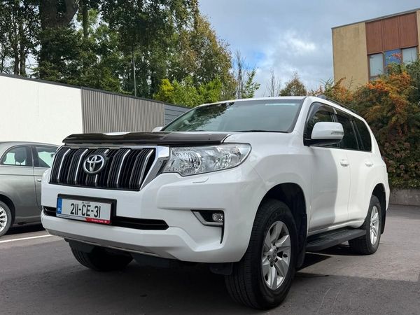 Toyota Land Cruiser 2021 - Main image