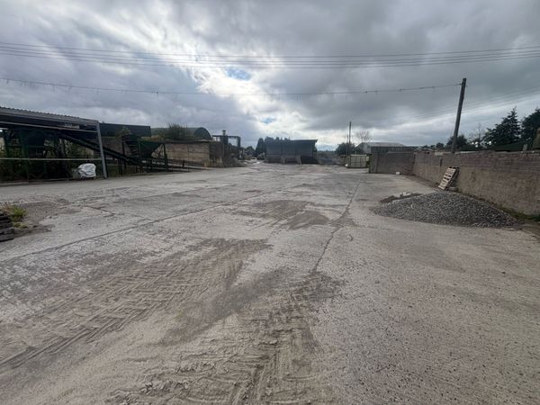 Commercial property for rent - Main image