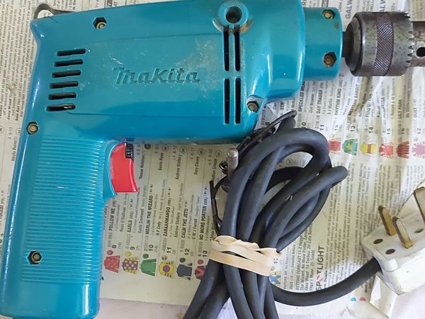 MAKITA Hammer Drill, working great, with chuck key - Main image