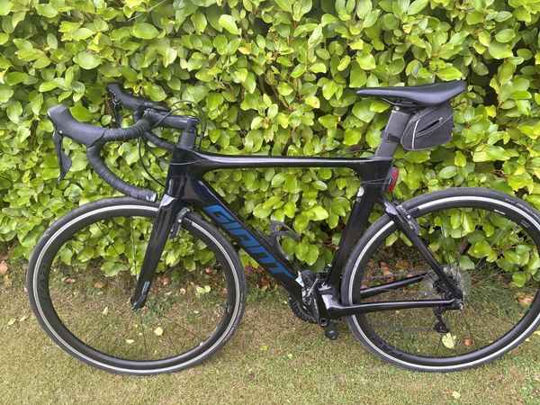 2021 Giant Propel Advanced 2 Road bike - Main image