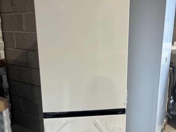 Hisense fridge freezer - Main image
