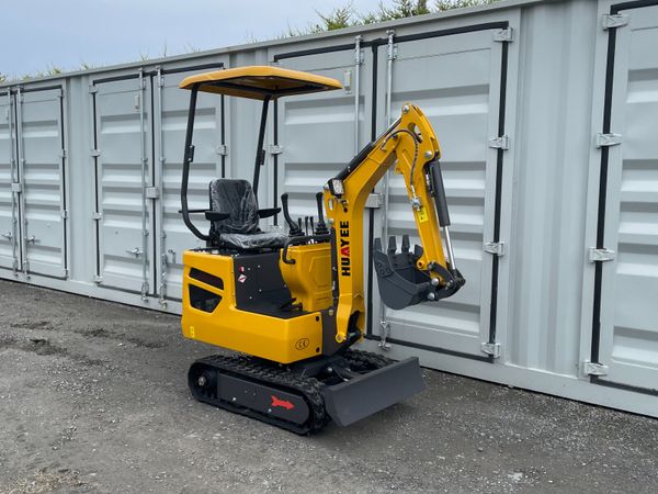 New Huayee Mini Excavator **Online Auction** - Main image