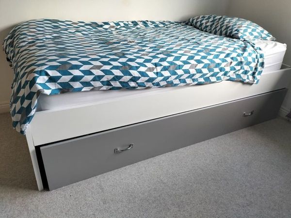 Single trundle bed in good condition - Main image