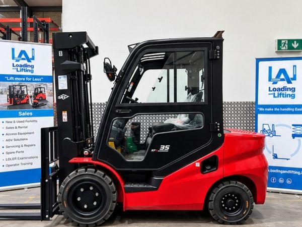Hancha 35 XF Forklift - Main image