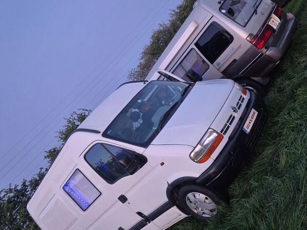 Renault Master camper - Main image