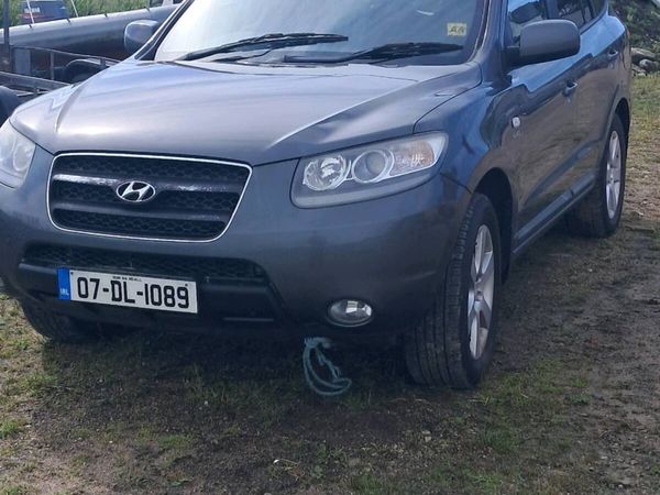 Hyundai Santa Fe and Kia Sorento - Main image