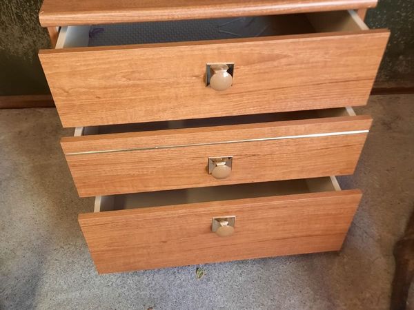 Mid century chest of drawers - Main image