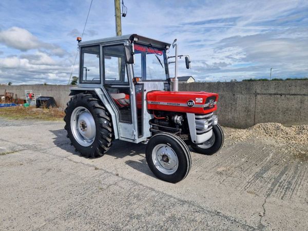 Restored Massey Ferguson 135 - Main image