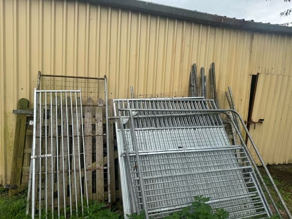 FREE Steel and Wooden Gates - Main image