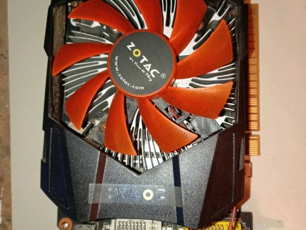 Assorted computer parts - Main image