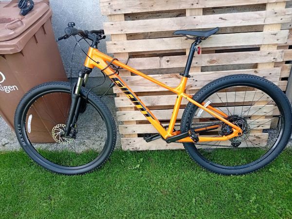 Giant talon mountain bike - Main image
