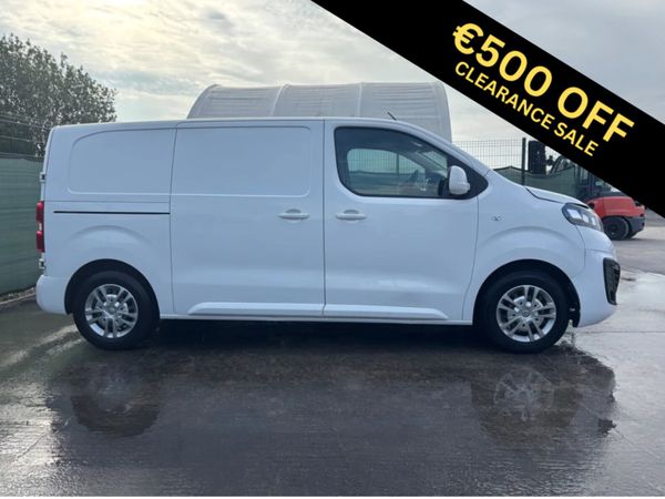 212 Opel Vivaro  Half Leather - Main image