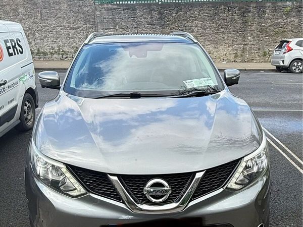 Nissan Qashqai Auto - Main image
