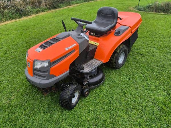 Husqvarna ct151 rideon mower - Main image