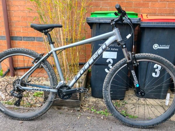 ADULTS CARRERA VALOUR 27,5
ALUMINUM FRAME SIZE 18 - Main image