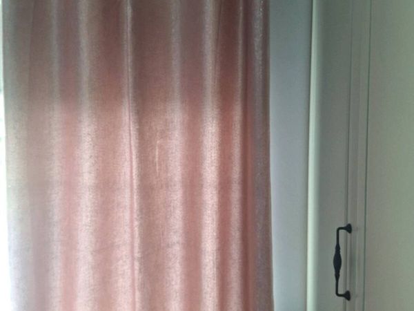Curtains - Main image