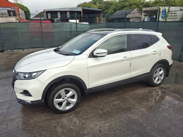 2019 Nissan Qashqai - Main image