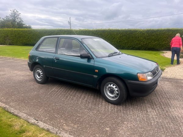 Toyota Starlet - Main image