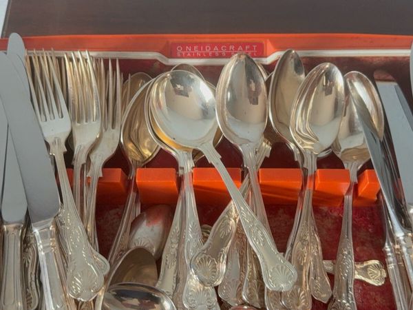 Vintage Kings Pattern Silver Plated cutlery - Main image