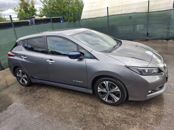 201 Nissan Leaf  Premium  40kwh  Automatic - Main image