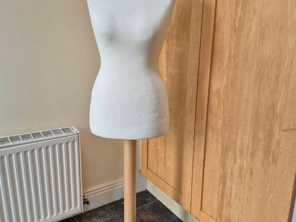 Mannequin - Main image