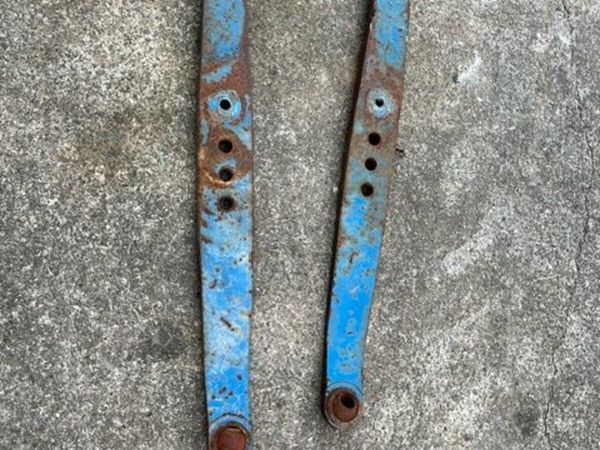 4 Spool Valve and Pair Lift Arms suit Ford 7610.. - Main image