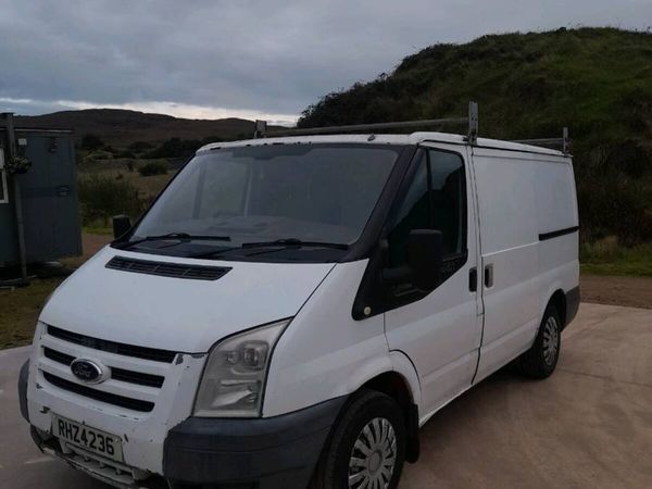2009 Transit van - Main image