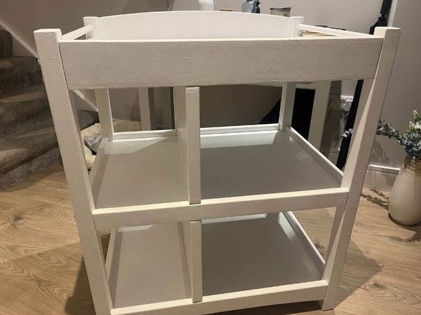 Changing table - Main image