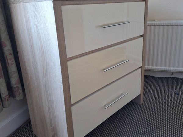 Chest of Drawers - Main image