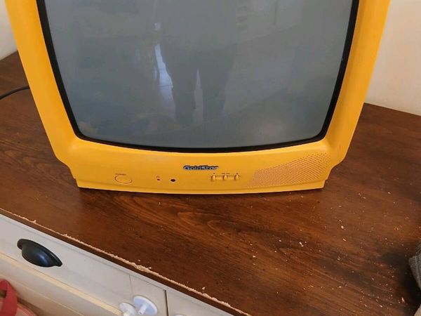 Vintage goldstar 14" yellow CRT tv - Main image