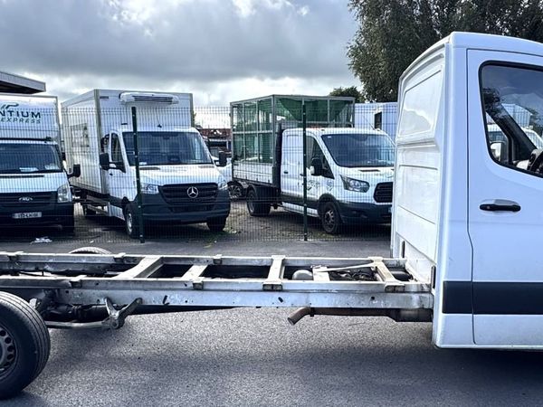 Mercedes-Benz Sprinter 2022 - Main image