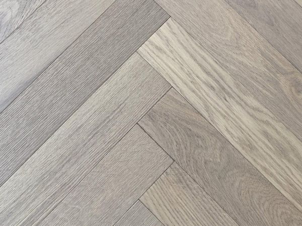 Brand new laminated flooring - Main image