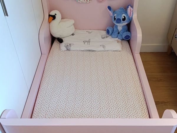 Extendable Bed with Mattress - Main image